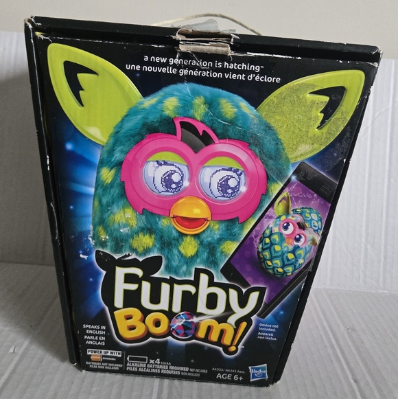 Furby Boom Green 2013 Hasbro Peacock Electronic Pets - Picture 6 of 11